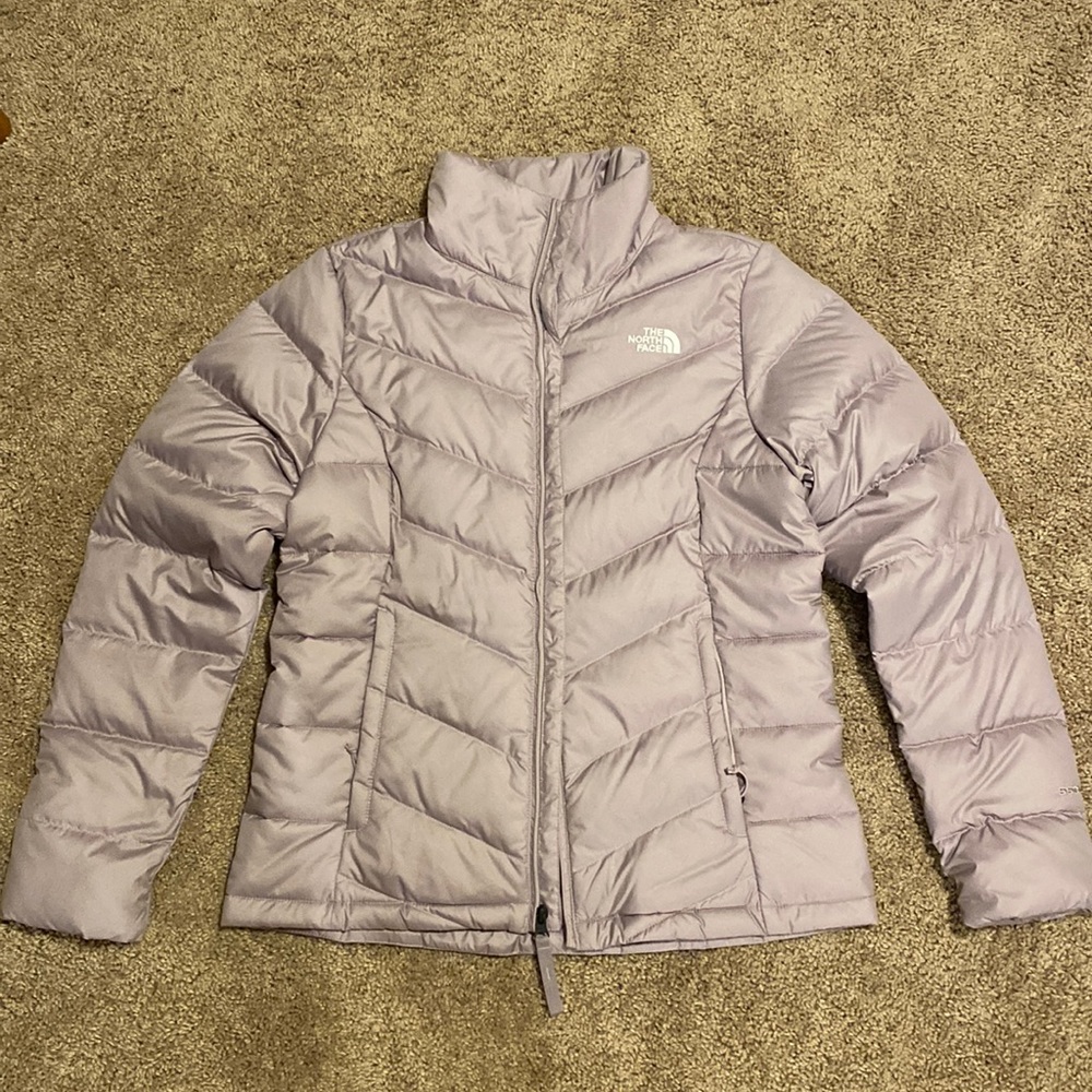 Women’s The North Face puffy jacket